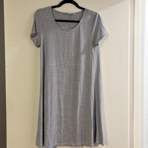 Old Navy Knit Swing dress size small